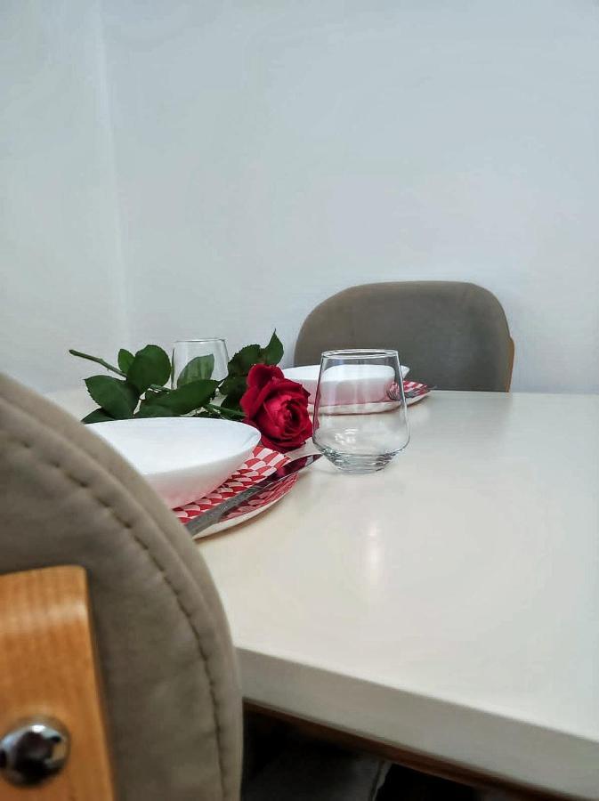 Cozy & Stylish Apartment تيرانا المظهر الخارجي الصورة
