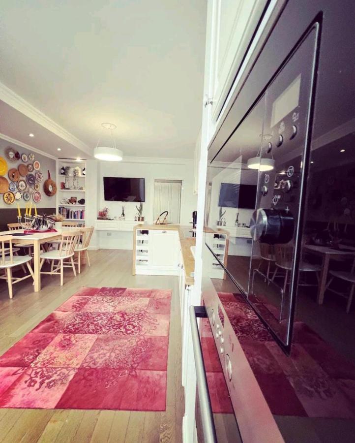 Cozy & Stylish Apartment تيرانا المظهر الخارجي الصورة